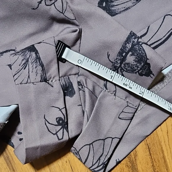 Insect Print Shorts - Picture 4 of 8